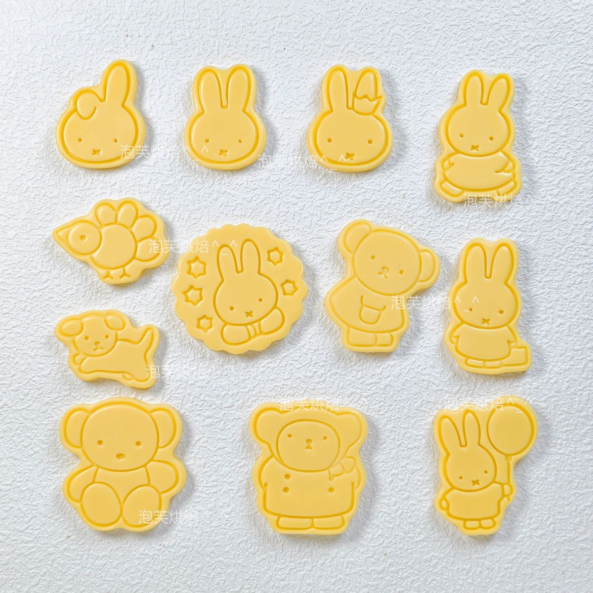 Kitchen Gadgets And Accessories - Leuke 3D Press Cookie Mold met